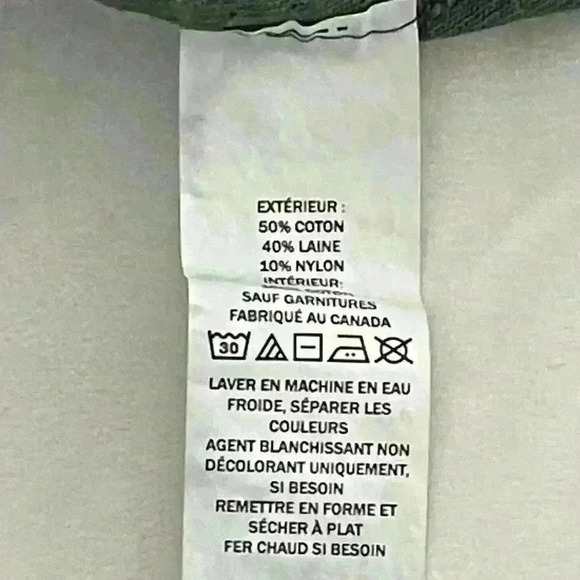 L. L Bean Men’s Wool and Cotton Blend Sweater in Green button front size  medium - Picture 5 of 6